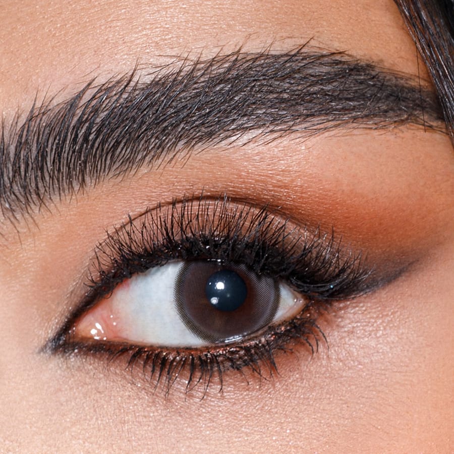 عدسات لاصقة ملونه من امارا-  ساسي